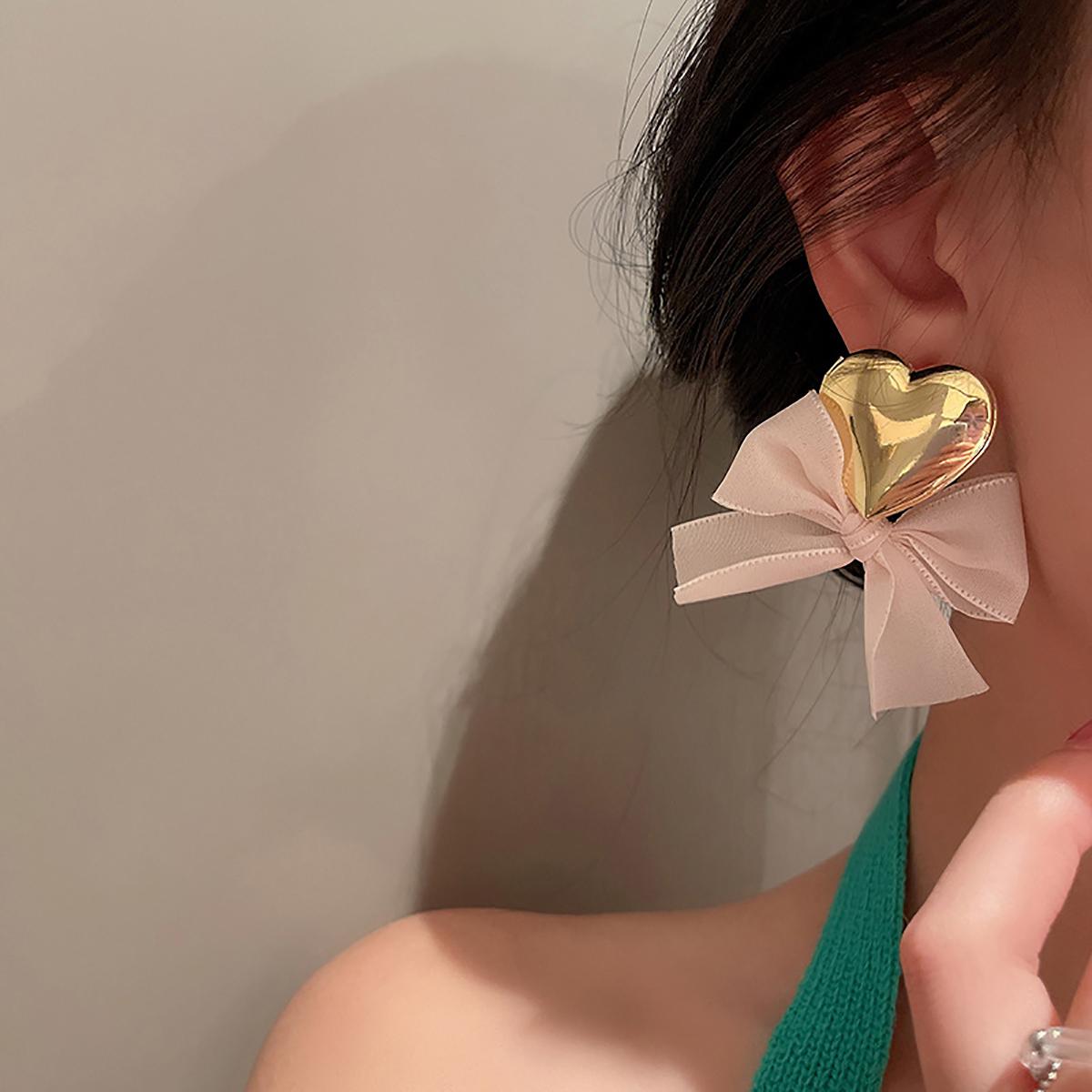 

Korea Metal Love Heart Sweet Beige Bowknot Drop Earrings Fabric Chiffon Bow Dangle Earring Romantic Earrings
