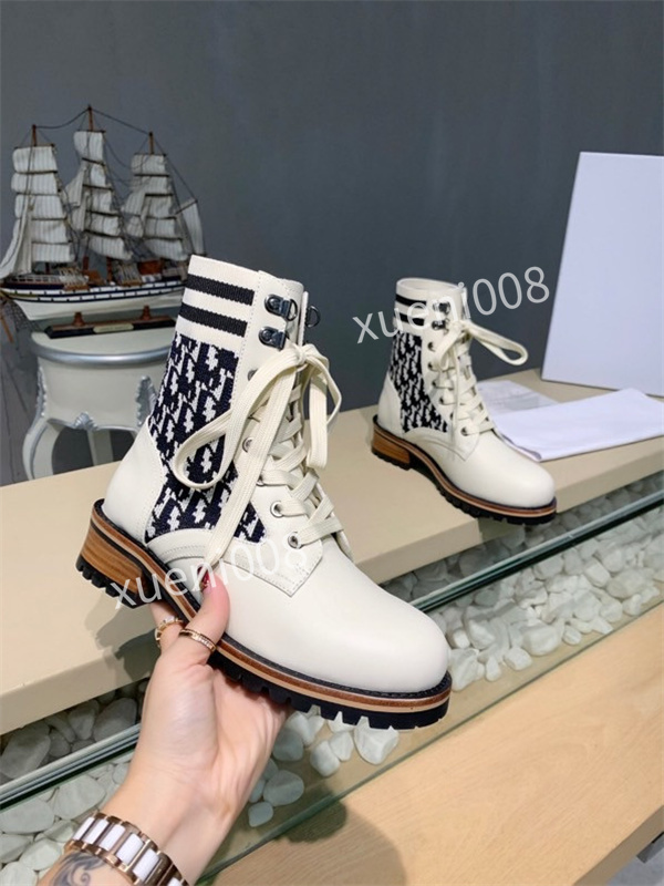 

2022 designer luxury TIRE Leather Boots ladies Ankle Haif Cowskin Chelsea Zipper Boot autumn winter Martin Fashion Camfort shoes Top Quality rx211111, 01