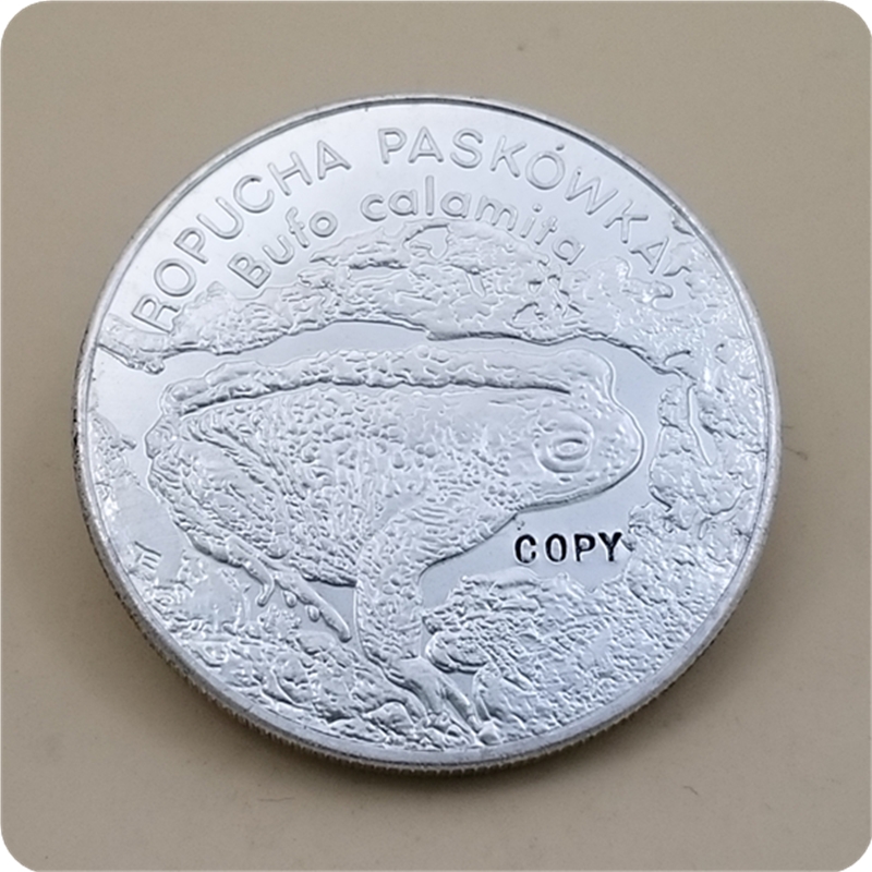 

1998-2000 Poland 20 zl Animals of the World COPY COIN