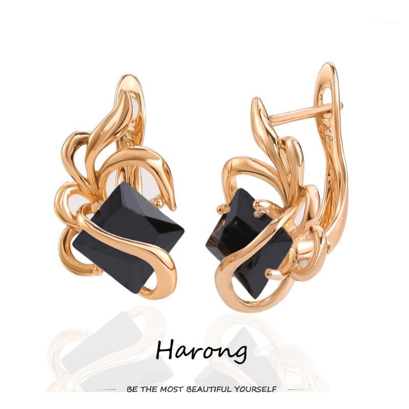 

Stud Harong Geometric Cubic Zirconia Rhinestone Earrings Gold-plated Metal Hollow Flower Female Ear Clip Jewelry Wedding Gifts