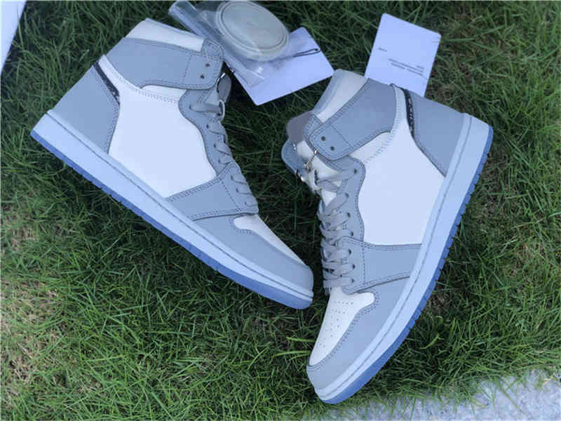 

Shoes Top Dio Authentic 1 High OG Low Outdoor Wolf Grey Sail Photon Dust White Men Women Trainers Sneakers Sports Original