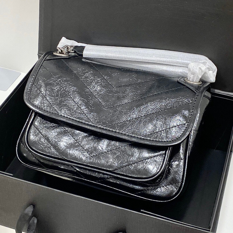 

Satchel Luxury Designer Women Fashion Shoulder Bags Plain Letter Hasp Envelope Chains Thread Cowhide Soft Leather classic style Messenger Clutch Diagona Bags, Grey