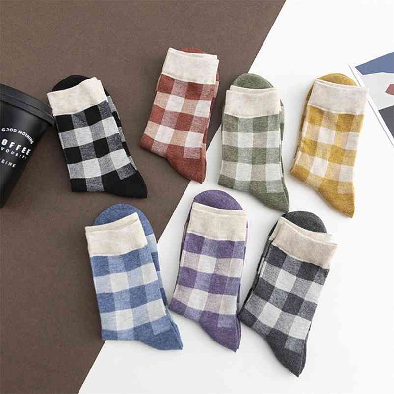 

HSS Brand 5Pairs Plaid Tube Fashion Women Socks Striped Casual Cotton Breathable Comfortable ladies girls long Tube Socks 210720, Multi