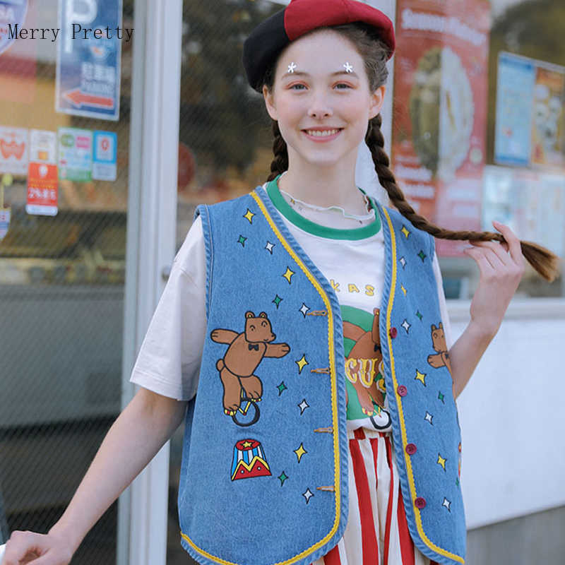 

Cartoon Bear Embroidery Women Casual Denim Vests Summer V Neck Sleeveless Single-breasted Korean Ladies Kawaii Cute Top 210526, Blue