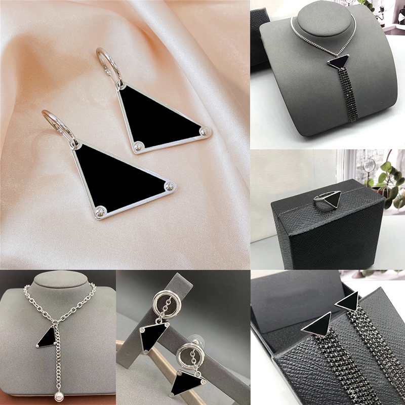 

Chic Triangle Letter Necklace Designer Tassel Chain Necklace Earrings Women Hip Hop Triangles Eardrops With Stamps Girl Cool Punk Jewelry Sets, Black
