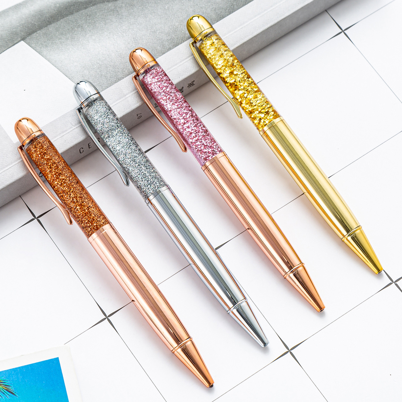 

14.4 x 1.3 cm quicksand pen new fashion gold powder ballpoint pen dazzling colorful quicksand creative metal crystal gift pen, Color