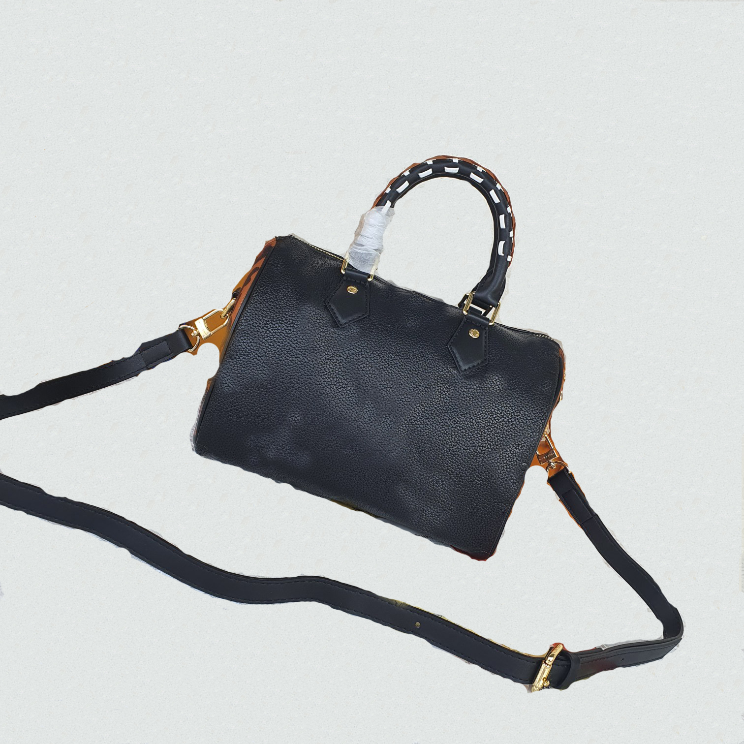 

High Quality Fashion Luxurys Shoulder Bag Onthego Medium Tote Women Designers Handbags By The Pool Monograms embossing Messenger Designer bags 840, Black