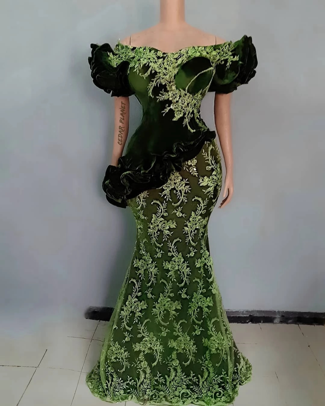 

Classic Green Lace Aso Ebi Evening Dresses Short Sleeves Puffy Mermaid Women Plus Size Prom Gowns Appliques 2021, Ivory