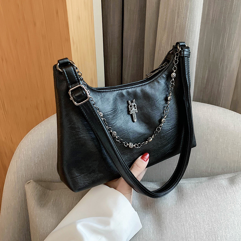 

NEW French Design Fashion Gothic Style Chain Handbag & Elegant Shoulder Bag Underarm Bag Width 26cm Height 19.5cm Thickness 6cm, Black
