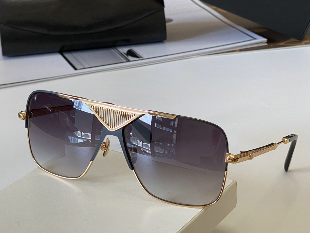 

Fashion Retro Oversize Sunglasses 2021Men Luxury Brand Gradient Shaded Big Metal Frame Square Sun Glasses Top Women Glasses, White;black
