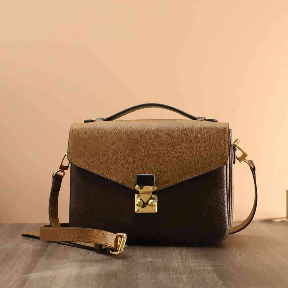 

Top Quality Luxurey Designer Messenger Bag For Lady Flower Decoration Leather Small Square Single Shoulder 75% Off Factory Store Sale