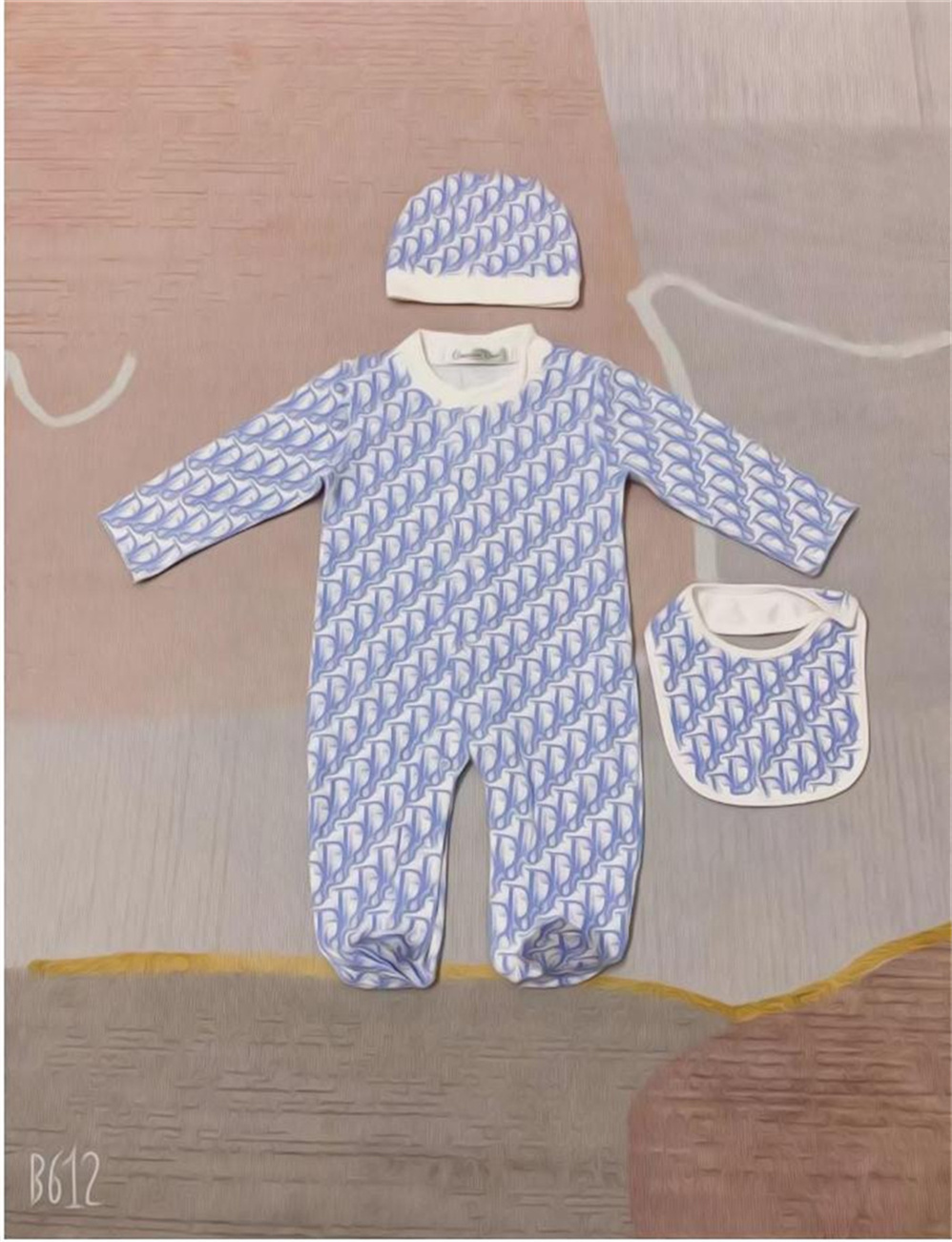 

Newborn Jumpsuit Bab Boy Clothes Romper Letters Wave Print Brand Cotton Baby Romper+bib+cap Set NEW, 007