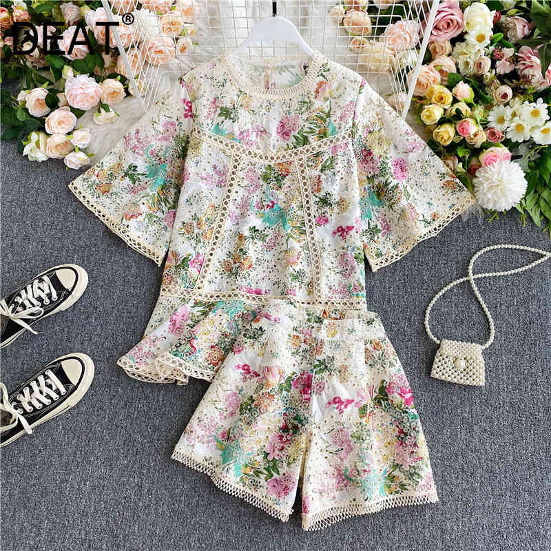 

Spring Arrivals Round Collar Floral Hollow Out Print Top High Elastic Waist Shorts Two Piece Set MZ178 210525, White