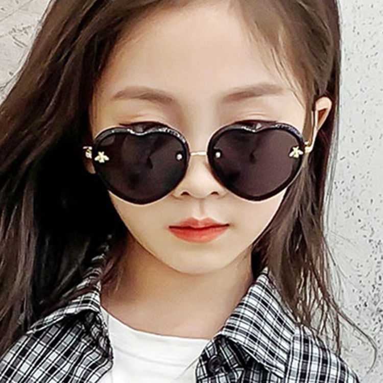

girls cartoon sunglasses Cute Kids bee adumbral glasses 2021 new Children fashion casual ultraviolet-proof outdoor goggles B079