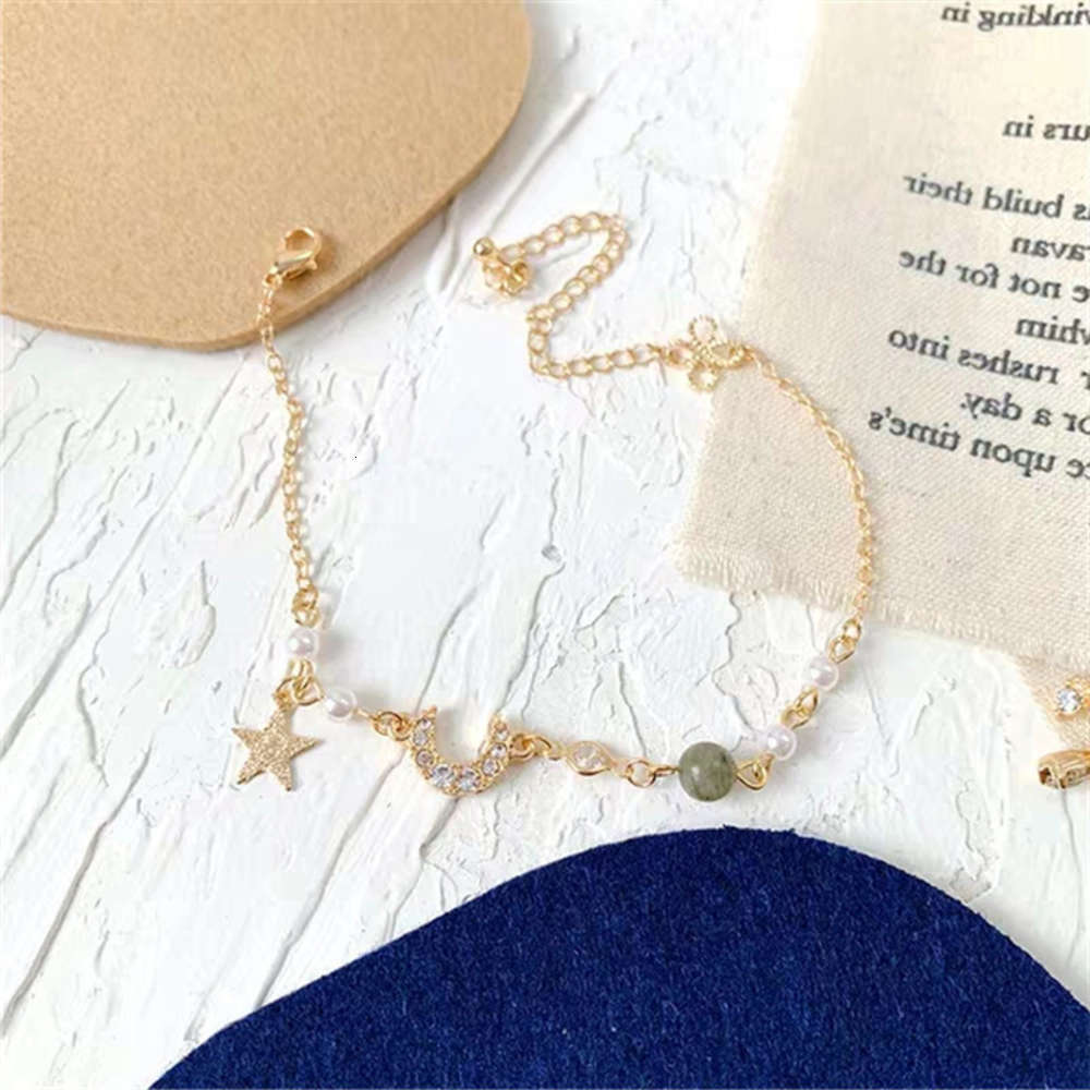 

Hand catenary Korean East Gate star forest net red women's bracelet peach blossom element sweet design hand accessories, Black