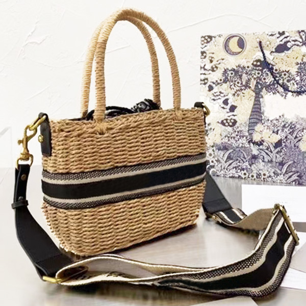 

2022 high-end luxury brand bucket, cabbage basket, shopping bag, lady rattan wicker woven one-shoulder large-capacity tote bag