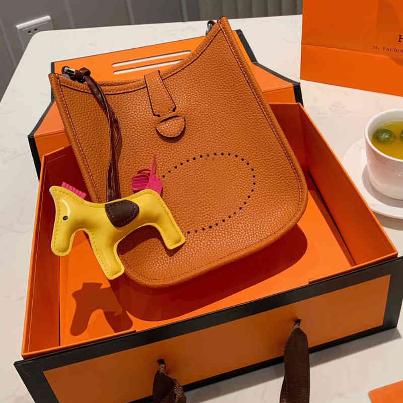 

Designer Cross Handbags Purse Body Bag Plain Lichi Pattern Fashion h Letter Width Belt Lady Classic Genuine Leather Single, 03(18cm)
