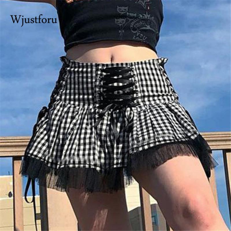 

Skirts Wjustforu Streetwear Plaid Women 2021 High Waist Korean Style Winter Cute Sweet With Lace Ladies Mini Skirt, Black