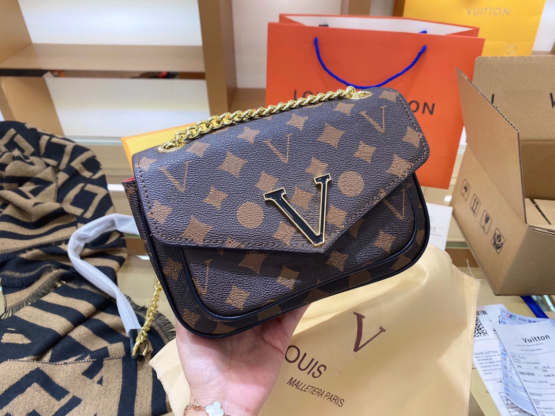

2021 Women Luxurys Designers Bags Messenger Bag Woman Totes Fashion Lady Handbags Vintage printing Shoulder Classic Crossbody