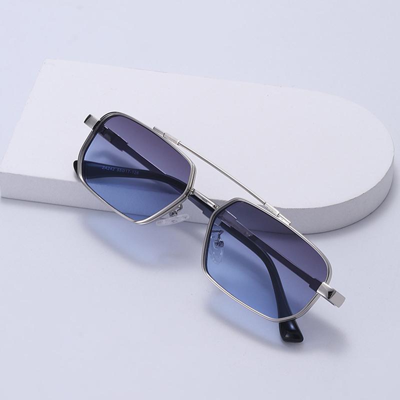 

Sunglasses 2021 Designer Eyewear Retro Square Small Frame Trendy Vintage Classic Sun Glasses UV400 Lunettes
