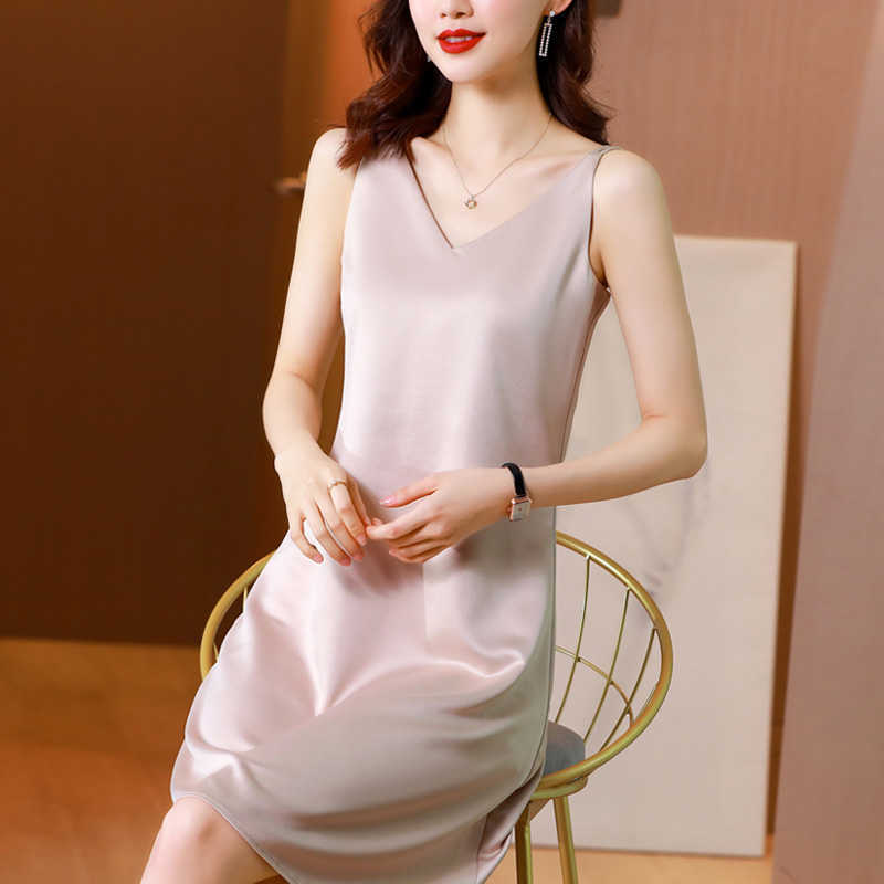 

Summer Dres Sleeveless Solid Ruched Satin Dresses Long for Maxi Vintage Sexy Vestidos Sundress 210604, White
