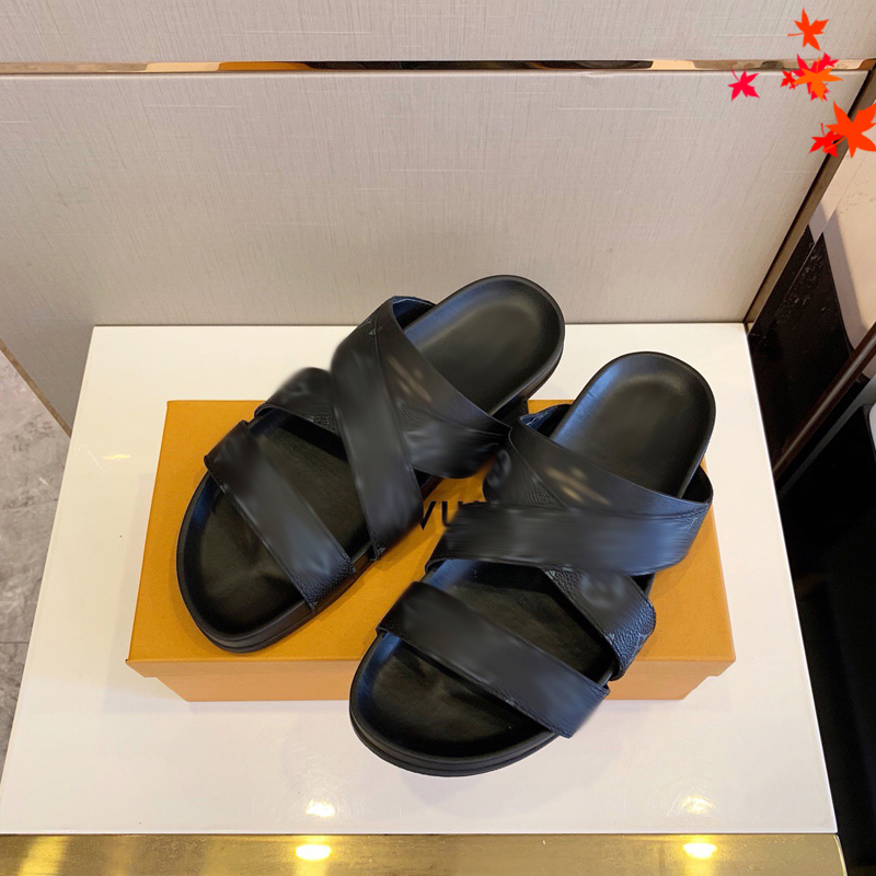 

2021 Designer luxurys slippers men sandals fashion beach shoes flip flops flat non-slip classical hole slipper with box size 39-45 -G119, Black