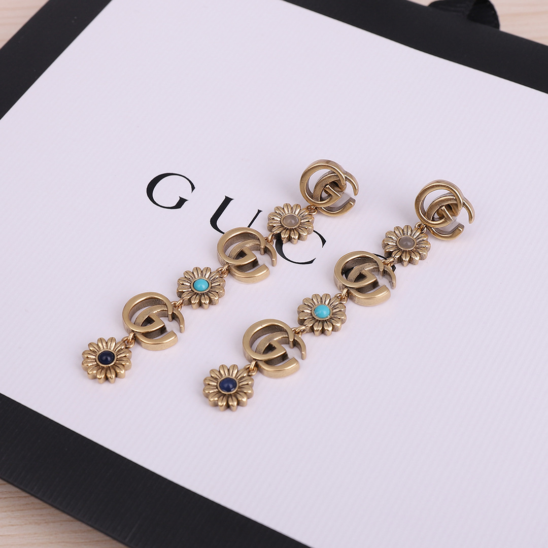 

70% OFF Luxury Jewelry gujia Little Daisy earrings for women