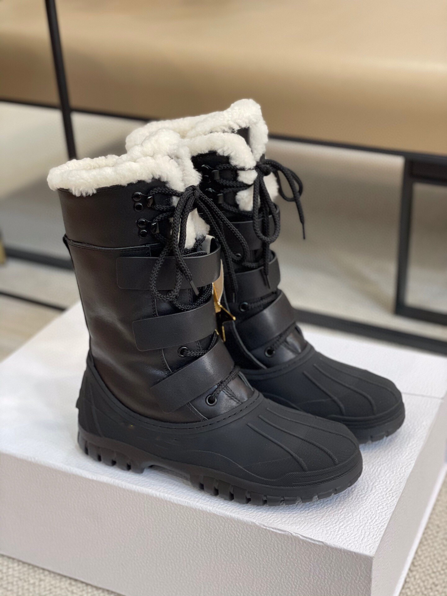 

Black and White Spirit Boots/Booties Women Snow Boots Beige Plush Warm Fur Causal Boots Shoes Sneakers Ankle Booties Platform Thick Sole Lace Up Winter Shoes, Box