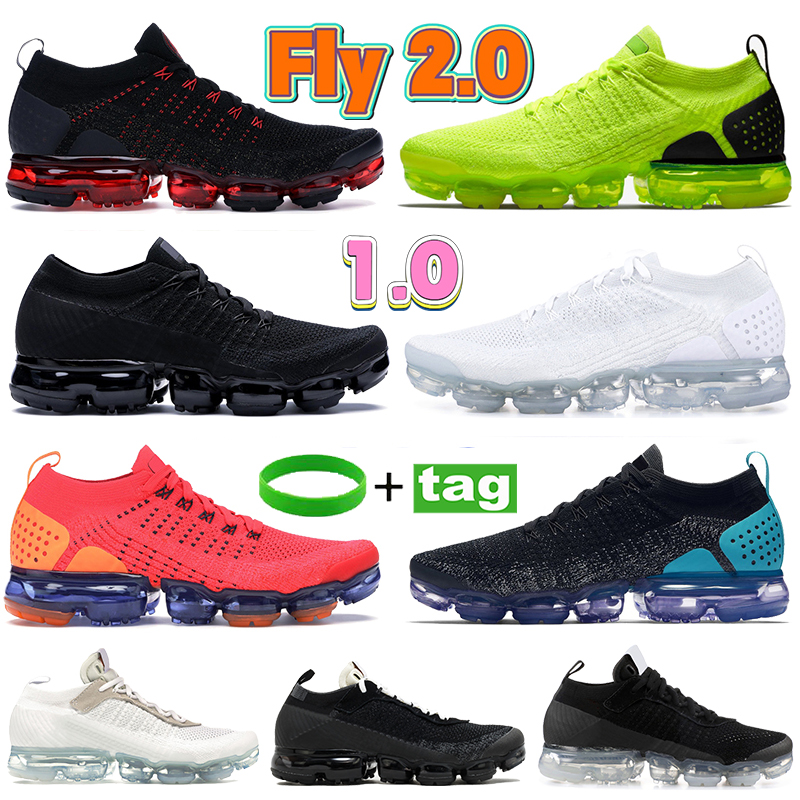 

Top Mens Fly 1.0 women running shoes men 2.0 triple volt black white pure platinum metallic gold multi-color red orbit Orca sneakers trainers, Bubble wrap packaging