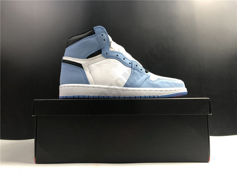 

2021 High Basketball shoe With Box University Blue White Silver Toe 1 1s OG women Mens Shoes 555088-134 Athletic Sneakers Size 40-47.5