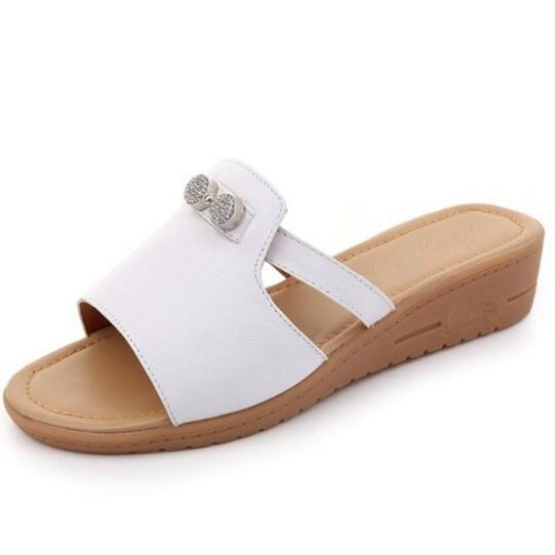 

Cowhide Rhinestone Summer Leather Sandals Women Slippers Soft Comfort Non-slip Flat Large Size Shoes Fashion, Black