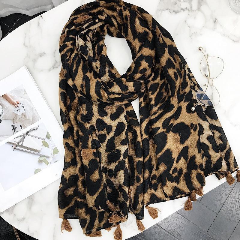 

Scarves Luxury Design Sexy Leopard Dot Tassel Cotton Shawl Scarf High Quality Neckerchief Autumn Winter Foulard Muslim Hijab Sjaal Laven