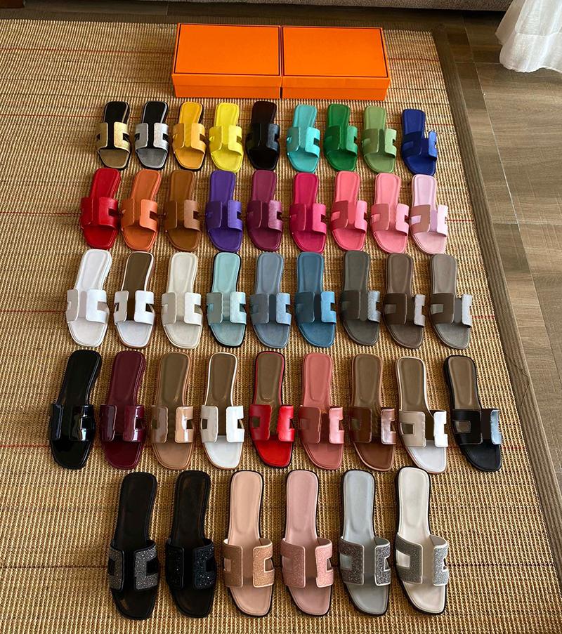 

Wholesale Designer Slides Womens Slippers Cool Summer Sandals Beach Slide Flat Platform Ladies Sandali Bathroom Home Shoes Flip Flops Striped Causal Slipper 35-42, 19