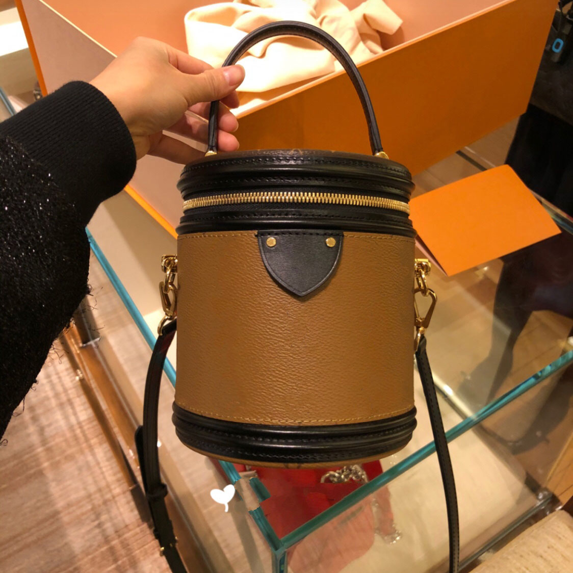 

Designer Bags Cannes 43986 Handbag Drum Case Mini Crossbody Removable Strap Shoulder Bag