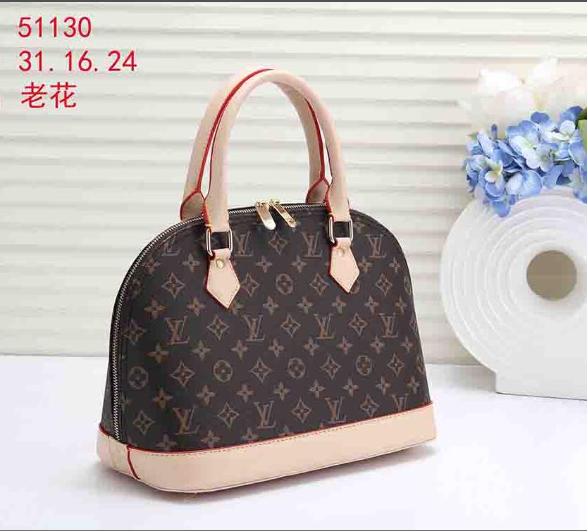 

F11 Designer Shell Bag Shopping Bags Wallets LVLouisVutton GGYSLVitton Womens Luxurys DesignersBag Handbags Purses Shoulder Crossbody Bucket 11