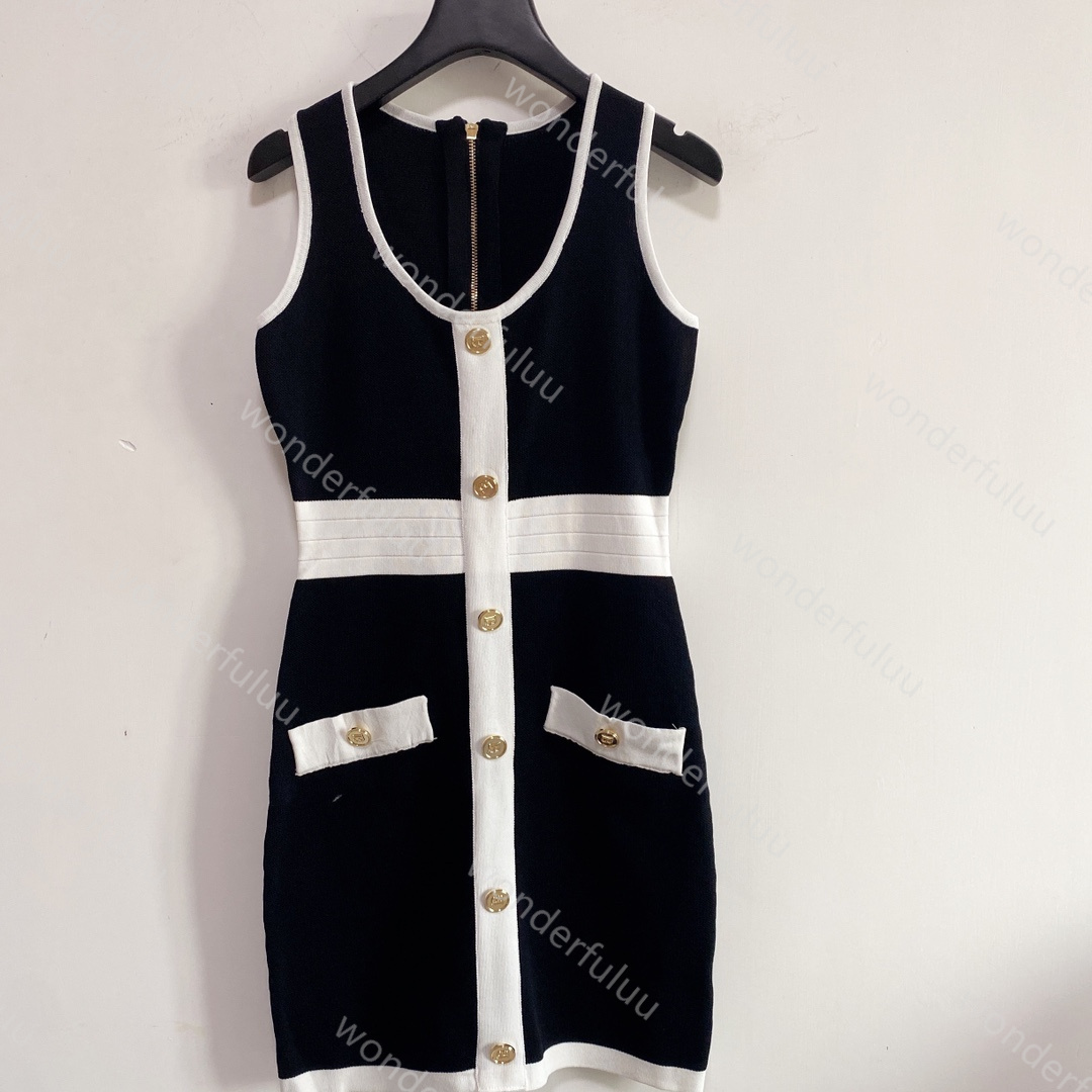 

1215 Plus Size Dress 2021 Summer A Line Sleeveless Dress Prom Fashion Flora Print Crew Neck White Black Brand Same Style SH