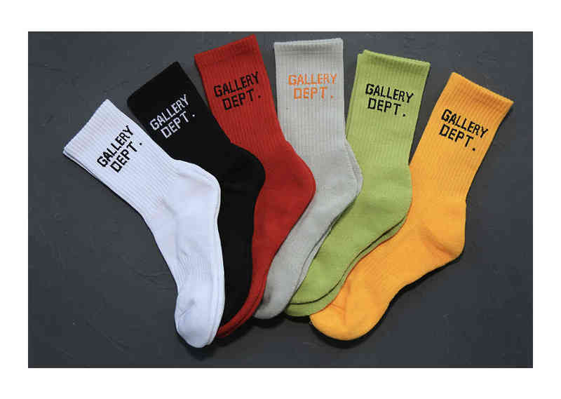 

3 pairs Autumn and winter graffiti letters street art solid color cotton towel bottom sports socks men and women trend Y1209, Black