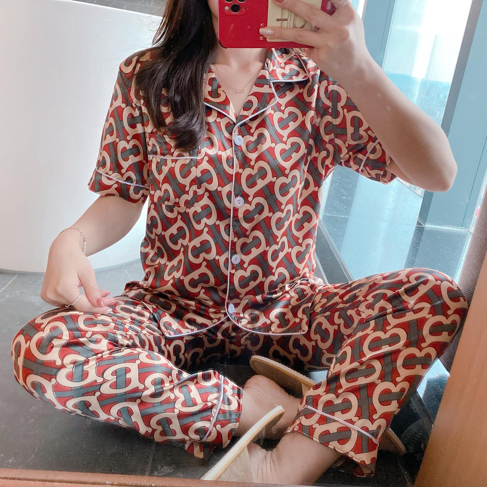 

Wholesale Summer Brand Designer Letters Print Ice Silk Pajamas Home Textile Fashion Casual Women Short Sleeve Long Pants Sleepwear Two-piece Sets Night Clothing, Brown