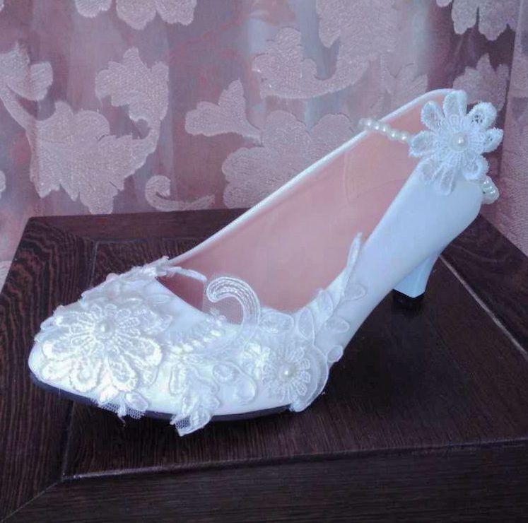 

Dress Shoes Middle Heel White Lace Wedding For Woman Sweet Romantic Handmade Plus Sizes Low High Heels Laces Bridal Weddig, Flat heel