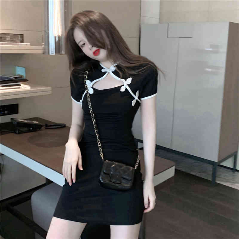 

Lucyever Chinese Style Sexy Hollow Out O-neck Cheongsam Dress Women Elegant Vintage Short Dress Woman Gothic Black Slim Vestidos 210521