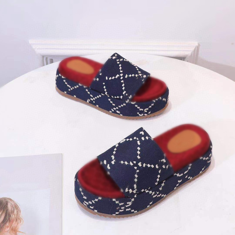 

2021 classic letter sandals fashion slippers designer ladies beach platform children leather high heels large, Black;grey