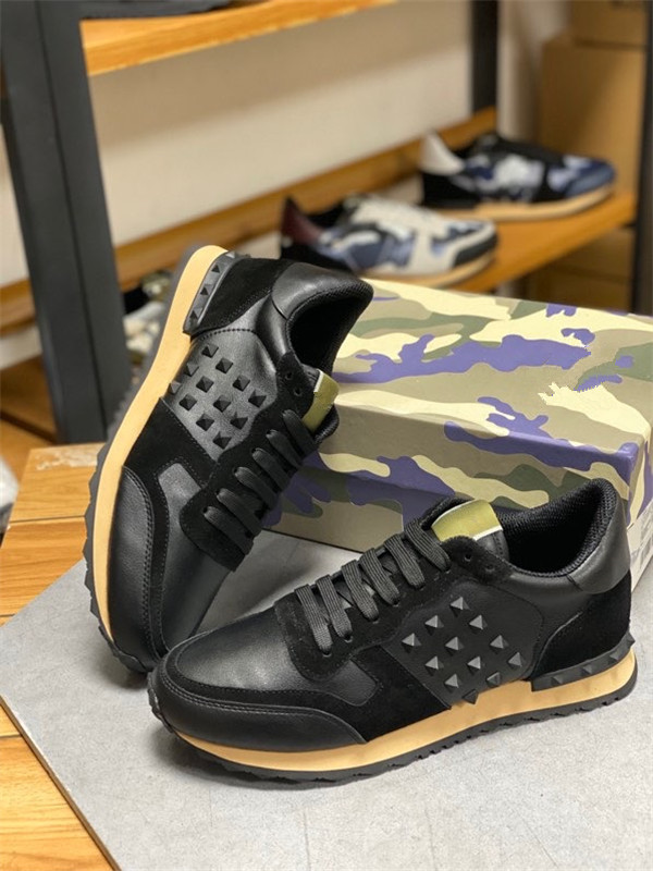 

Calfskin & Suede Sneaker Shoes Ultra Lightweight Rubber Casual Walking Men Rock Studs Rockrunner Outdoor Trainer EU39-46, 02