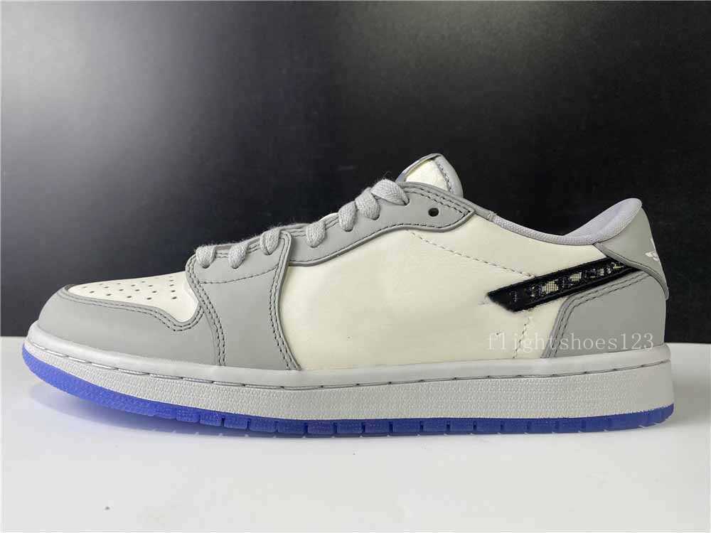 

2021 jumpman silver toe 1 1s men basketball shoes University Gold uncWhite Powder Ice Cream retro chicago twist sports sneakers, #1