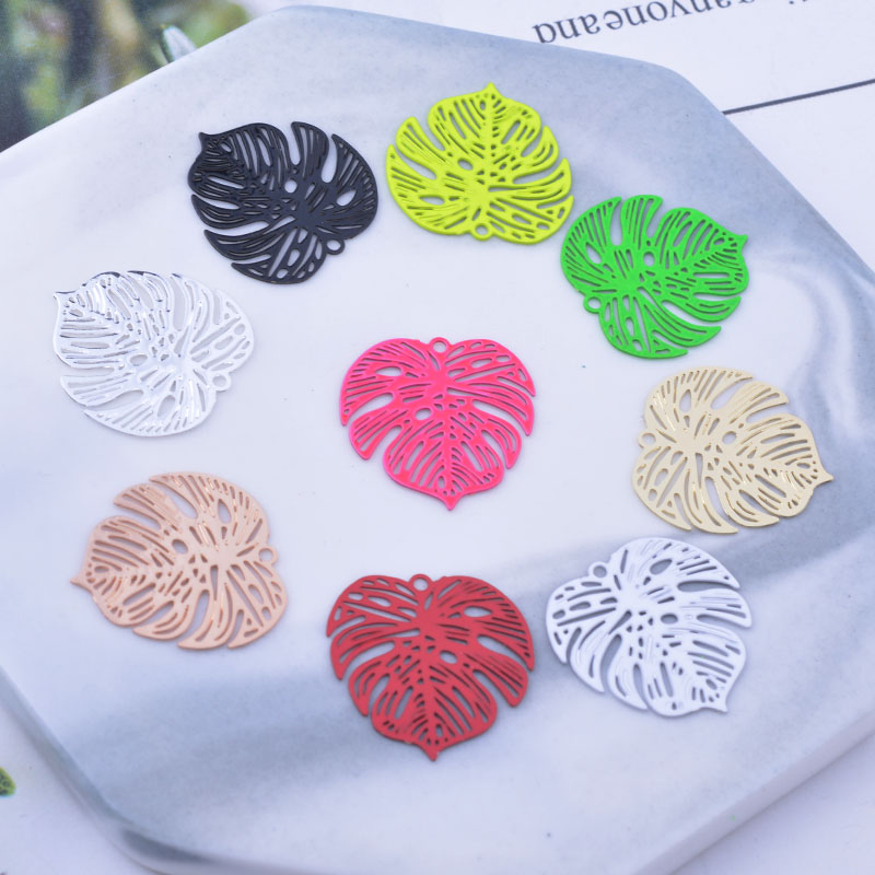 

50pcs AC11507 18mm Painted Brass Samll Monstera Leaves Charm Tropical Leaf Pendant Jewelry Earring Findings