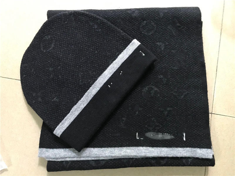 

2021TT High quality hat scarf set for men and women winter wool scarf design shawl hat wool beanie wrap scarf