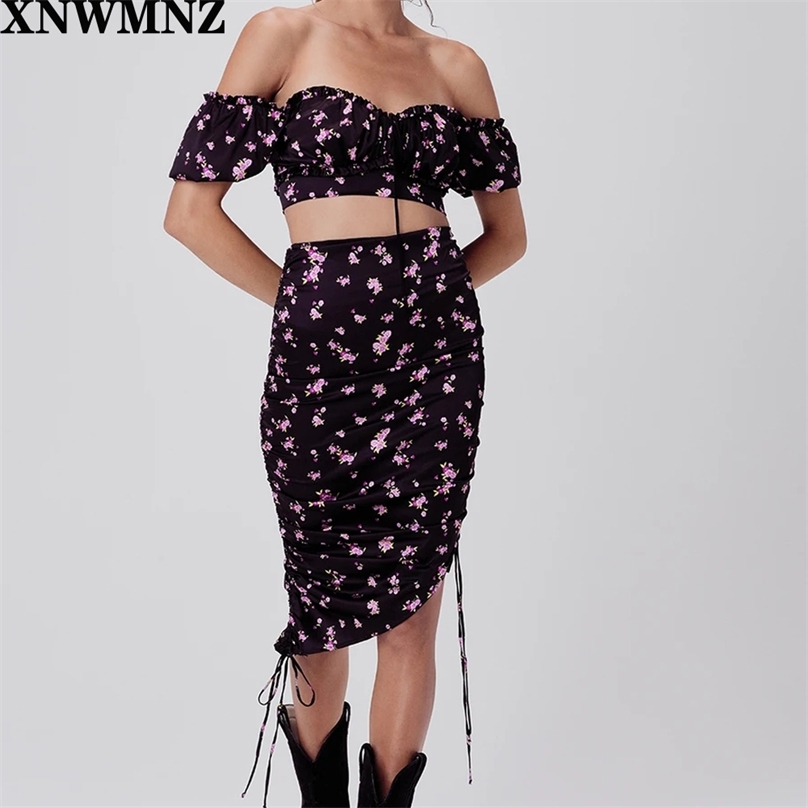 

Sweetly feminine floral print stretch satin midi skirt featuring delicate asymmetrical drawstrings for an adjustable fit 210520, Multi