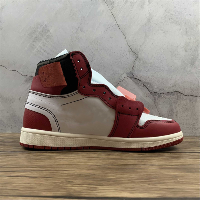 

Top Quality OG Jumpman 1 Basketball Shoes Co-Designed UNC Chicago Red White Outdoor Sports Sneakers Size EU36-46