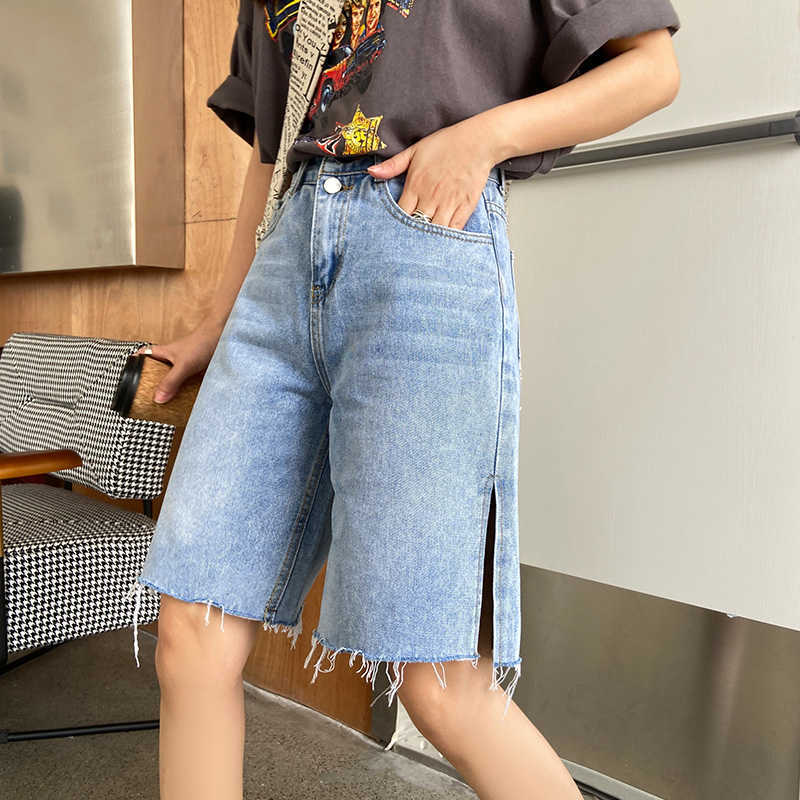 

Ailegogo Summer Women Streetwear Wide Leg Hole Blue Denim Shorts Retro Female High Waist Loose Tassel Ladies Jeans Shorts 210611
