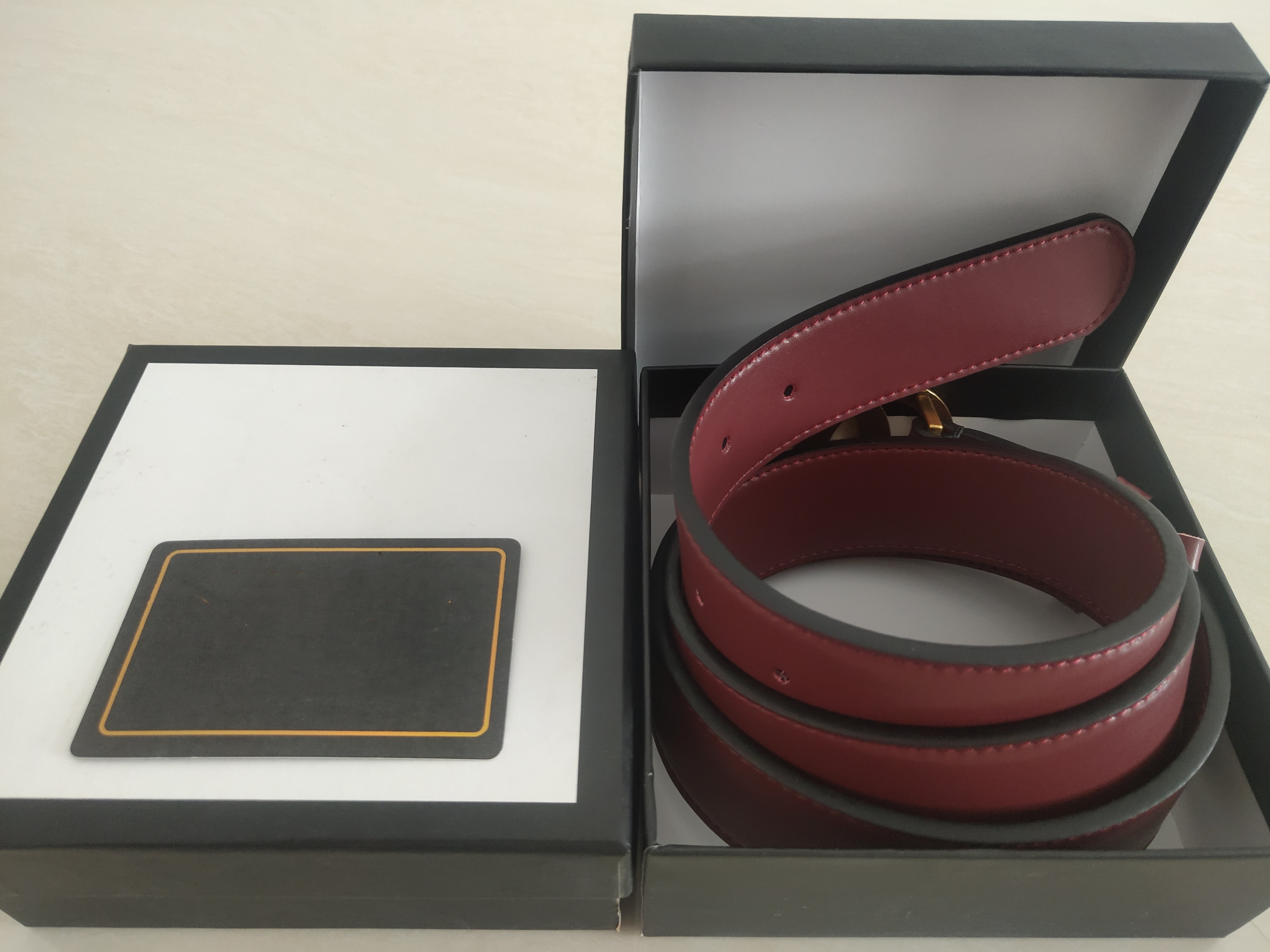 

2021 Wholesale 8 color letters real leather car fashion key ring hanging rope lovely wallet chain belt box, No box