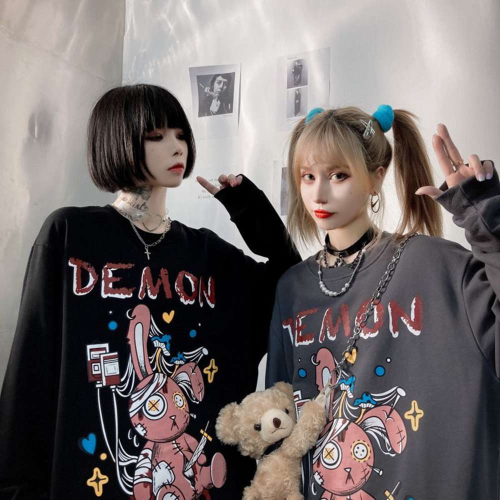 

hoodie Resume Anime Cartoon Printed Goth Sad Rabbit Long Mouw Losse Streetwear Top Punk Tees Mode T-shirt O, White
